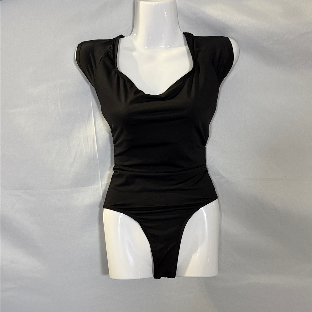 Black Cap-Sleeve Scoop Neck Bodysuit